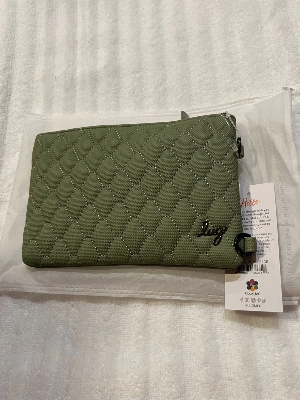 Lug Peekaboo 2 Matte Luxe Wristlet in Sage NWT